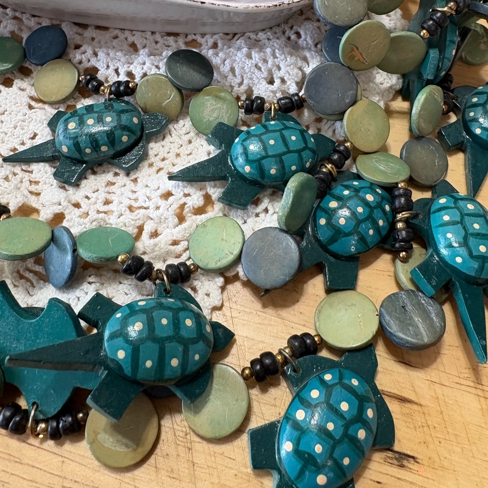 N199 Handcrafted Wooden Turtle Necklace